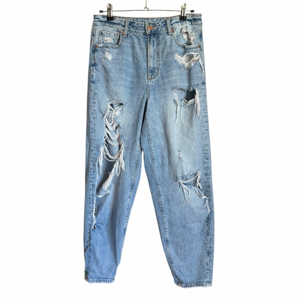 American Eagle Mom Jeans Women Size 4 Light Wash Distressed High Rise Cropped